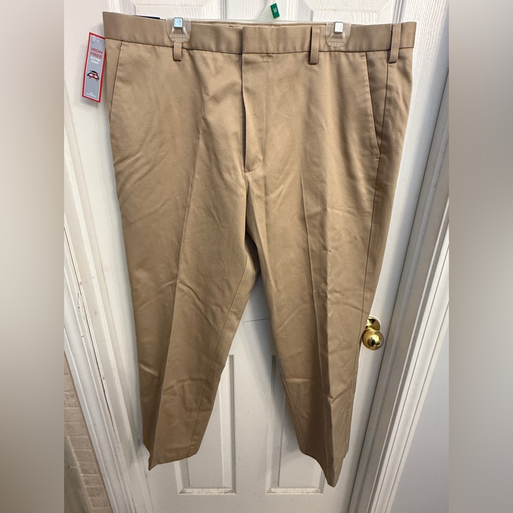 NWT Dockers Khaki Pants